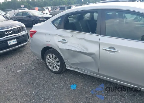 2019 Nissan Sentra S z USA, uszkodzony, nr VIN 3N1AB7APXKY303625